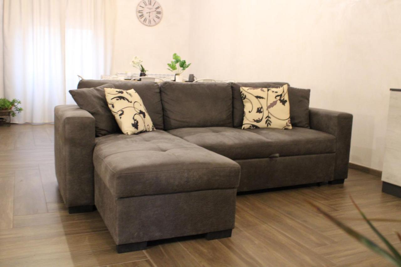 דירות Giulianello La Terrazza Sul Corso מראה חיצוני תמונה